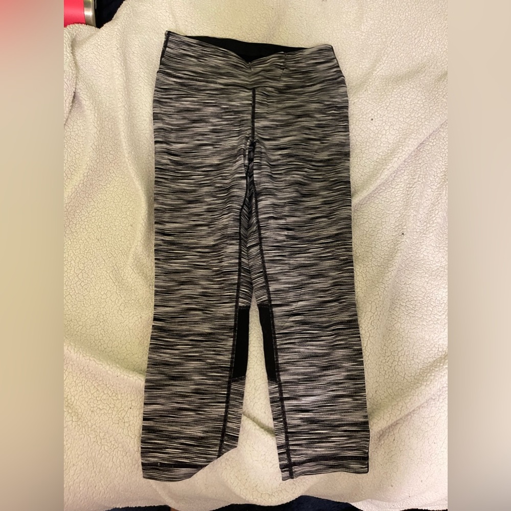 Pattered 3/4 Leggings